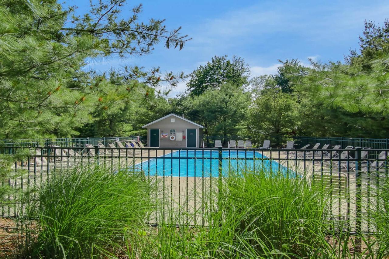 Kingfisher Cove Cabin 2 Saugatuck Dış mekan fotoğraf